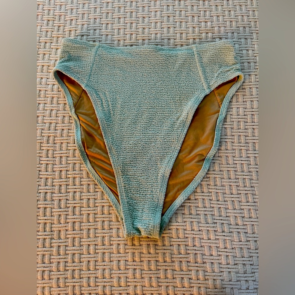 Old Navy High Waisted Swim Bottoms, S, tried on but not worn, like new.